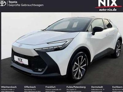Neu Toyota C-HR 197 PS (144 kW) 2025 Platinumweiß / schwarz SUV