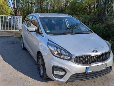 Second-hand Kia Carens Vision 135 CP (99 kW) 2018 Argintiu Monovolum
