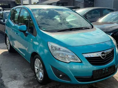 Gebraucht Opel Meriva 95 PS (69 kW) 2012 Blau Van / Kleinbus