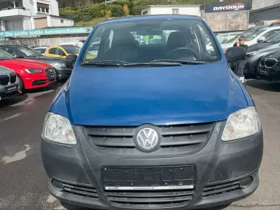 Gebraucht VW Fox 55 PS (40 kW) 2008 Blau Kleinwagen