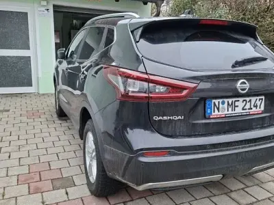 Gebraucht Nissan Qashqai 158 PS (116 kW) 2021 Schwarz SUV