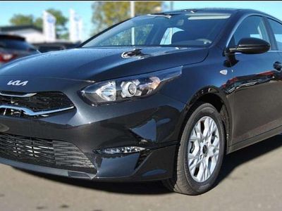 Gebraucht Kia Ceed Vision 101 PS (74 kW) 2024 Zilinaschwarz metallic Kleinwagen