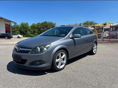 Opel Astra GTC