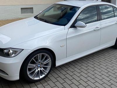 Second-hand BMW 325 218 CP (160 kW) 2006 Alb Berlinǎ