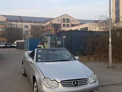 Usata Mercedes CLK200 168 CV (123 kW) 2005 Argento Cabrio