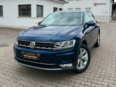 Gebraucht VW Tiguan Highline 179 PS (131 kW) 2017 Blau SUV