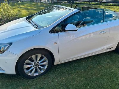 Usata Opel Cascada 170 CV (125 kW) 2015 Bianco Cabrio