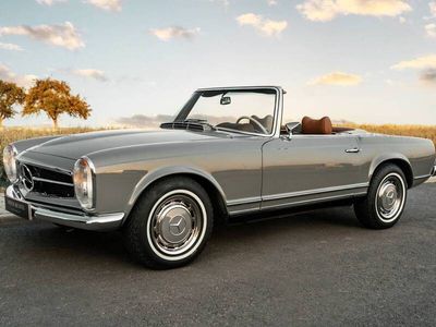 Grau Gebraucht 1969 Mercedes SL280 Cabrio | 285.000 €