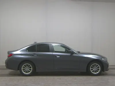 Gebraucht BMW 320 Advantage 190 PS (139 kW) 2021 Mineralgrau metallic Limousine
