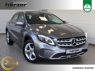Gebraucht Mercedes GLA200 Urban 156 PS (114 kW) 2017 Grau SUV