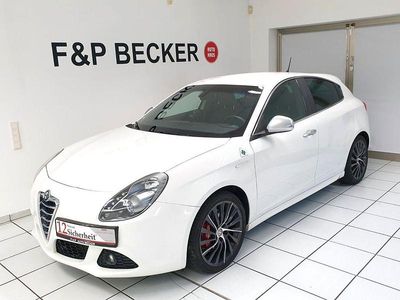 Gebraucht Alfa Romeo Giulietta Quadrifoglio Verde 235 PS (172 kW) 2012 Weiß Kleinwagen