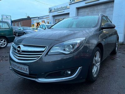 Gebraucht Opel Insignia Edition 170 PS (125 kW) 2014 Grau Kombi