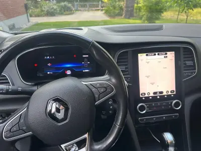 Occasion Renault Mégane GrandTour Intens 140 ch (102 kW) 2021 Bleue Break