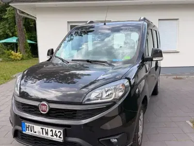 Gebraucht Fiat Doblò Easy 120 PS (88 kW) 2019 Schwarz Van / Kleinbus