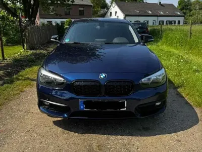 Gebraucht BMW 116 Advantage 116 PS (85 kW) 2017 Blau Kleinwagen