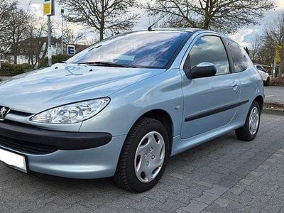 Gebraucht Peugeot 206 75 PS (55 kW) 2003 Blau Limousine