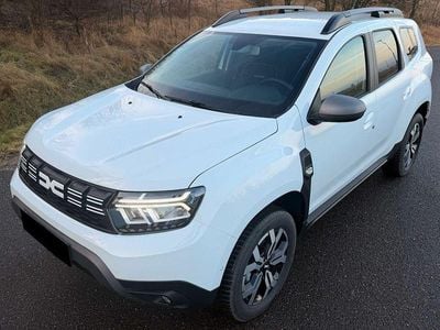 Weiß Gebraucht 2024 Dacia Duster Journey SUV | 23.999 € (Fairer Preis)