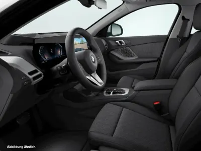 Gebraucht BMW 120 Shadowline 156 PS (114 kW) 2025 Alpinweiss Kleinwagen