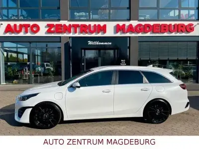 Gebraucht Kia Ceed Sportswagon Platinum 105 PS (77 kW) 2022 Weiß Kombi