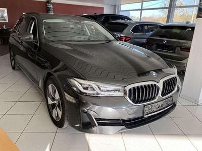Second-hand BMW 520 Sport Line 190 CP (139 kW) 2022 Gri Berlinǎ