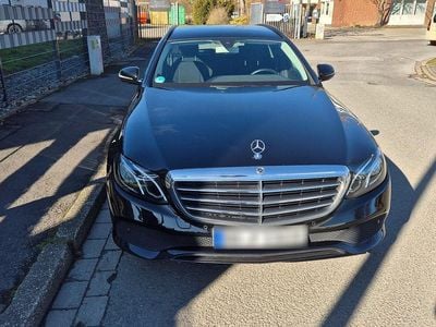Gebraucht Mercedes E300 306 PS (225 kW) 2019 Schwarz Kombi