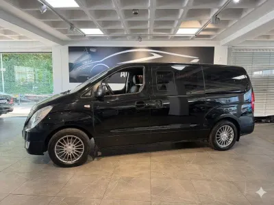 Gebraucht Hyundai H-1 Trend 170 PS (125 kW) 2017 Schwarz Van / Kleinbus