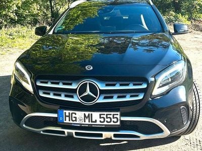 Mercedes GLA180