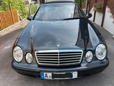 Gebraucht Mercedes CLK230 Elegance 197 PS (144 kW) 1999 Schwarz Cabrio