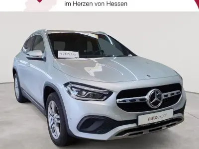 Gebraucht Mercedes GLA180 Progressive 116 PS (85 kW) 2023 Silber SUV