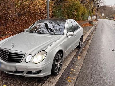 Mercedes E320