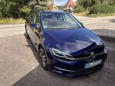 Gebraucht VW Golf VII Highline 150 PS (110 kW) 2019 Blau Limousine