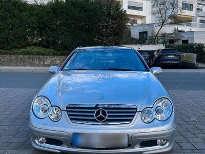 Gebraucht Mercedes C180 143 PS (105 kW) 2003 Silber Coupé