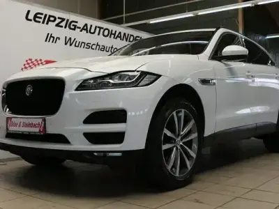Usata Jaguar F-Pace Prestige 300 CV (220 kW) 2018 Bianco SUV