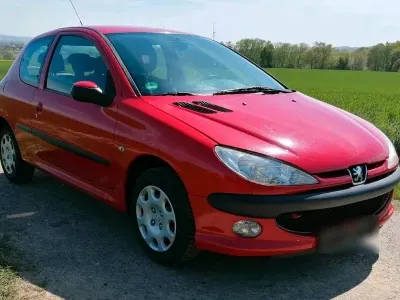 Używany Peugeot 206 75 KM (55 kW) 2008 Czerwony Hatchback