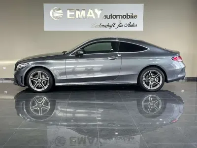 Używany Mercedes C180 AMG line 156 KM (114 kW) 2019 Szary Coupe