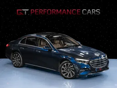 Gebraucht Mercedes E300 Premium Plus 313 PS (230 kW) 2024 Blau Limousine