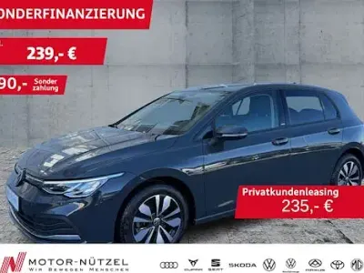 Usata VW Golf VIII Life 110 CV (80 kW) 2024 Grigio Berlina