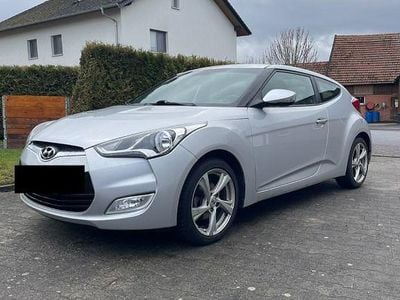 Gebraucht Hyundai Veloster Style 140 PS (102 kW) 2014 Grau Kleinwagen