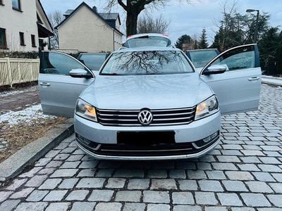 Gebraucht VW Passat Highline 118 PS (86 kW) 2012 Silber Kombi