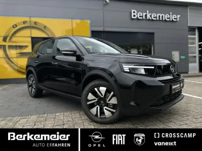 Neu Opel Frontera Edition 136 PS (100 kW) 2026 Lackierung schwarz perla nerat SUV