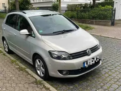 Gebraucht VW Golf Plus Cross Team 105 PS (77 kW) 2010 Silber Van / Kleinbus