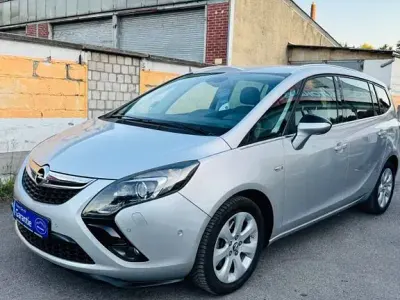 Gebraucht Opel Zafira Tourer Innovation 165 PS (121 kW) 2015 Silber Van / Kleinbus