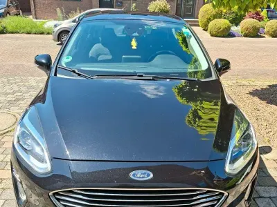 Gebraucht Ford Fiesta Titanium 95 PS (69 kW) 2021 Schwarz Kleinwagen