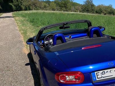 Gebraucht Mazda MX5 20th Anniversary 126 PS (92 kW) 2010 Blau Cabrio