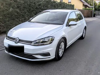 Second-hand VW Golf VII Comfortline 110 CP (80 kW) 2019 Alb Berlinǎ