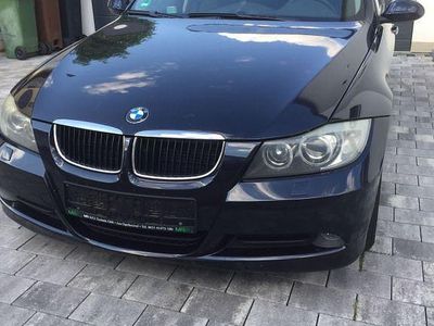 Gebraucht BMW 320 M Sport 177 PS (130 kW) 2008 Blau Kombi