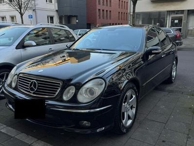 Mercedes E500