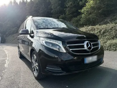 Gebraucht Mercedes V220 Avantgarde 163 PS (119 kW) 2015 Schwarz Van / Kleinbus