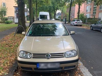 VW Golf IV