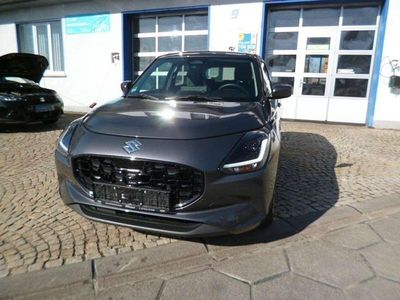 Gebraucht Suzuki Swift Club 83 PS (61 kW) 2025 Schwarz Kleinwagen